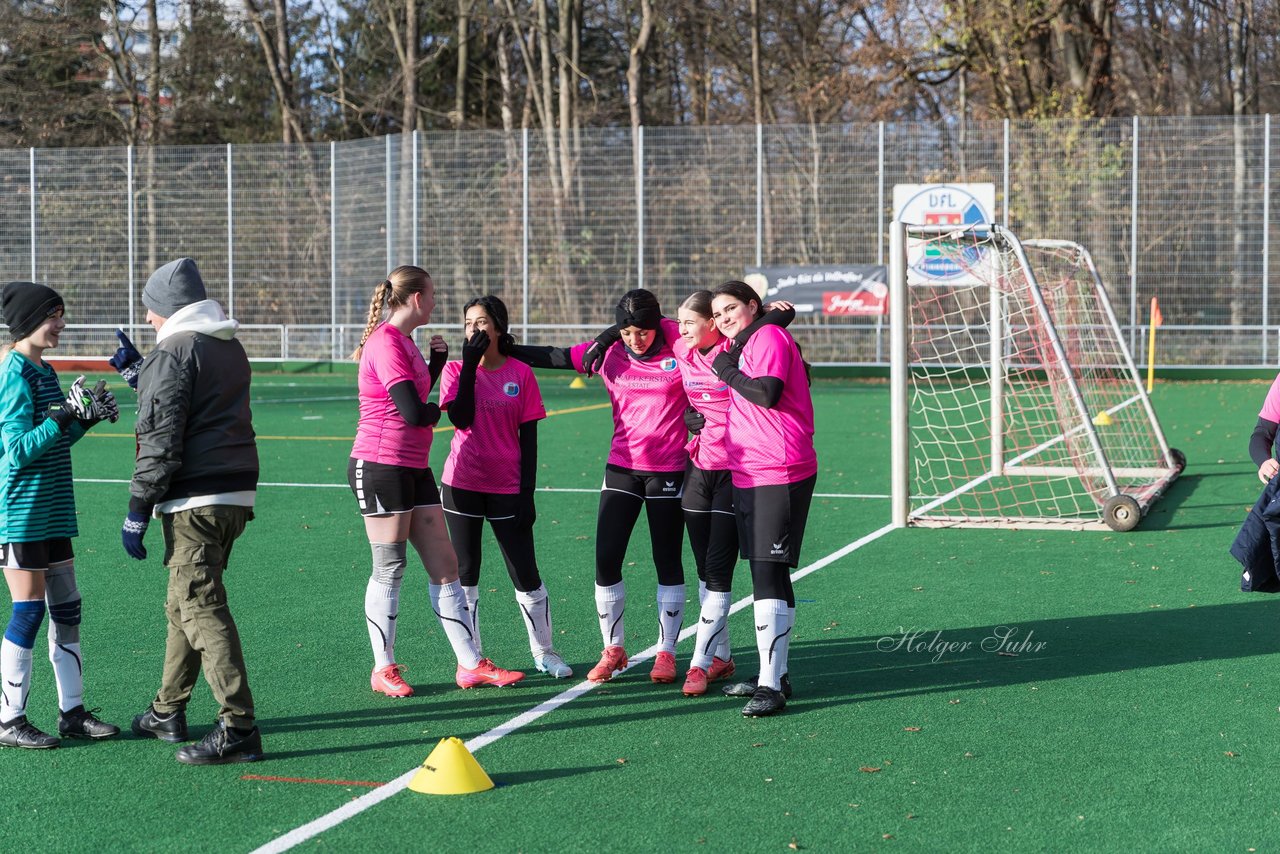 Bild 62 - wCJ VfL Pinneberg - SSV Rantzau : Ergebnis: 0:0